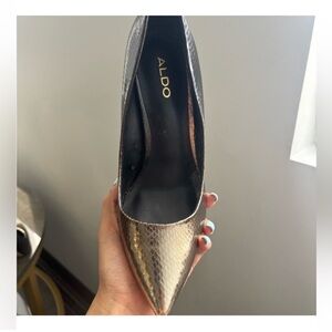 Aldo Gold Heels with Textured Finish for Business Events